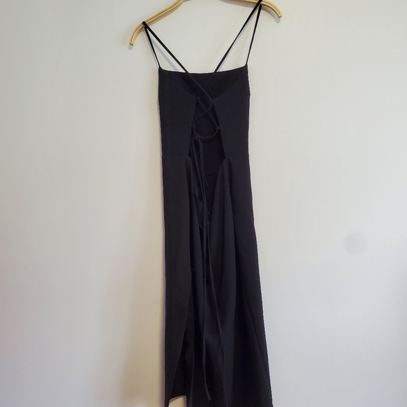 Dynamite cross back midi dress - Picture 9 of 11